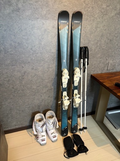 直接取引限定　スキーセット　女性