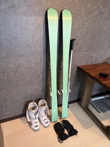 直接取引限定　スキーセット　女性