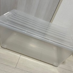 キャスター付き衣装ケースの画像