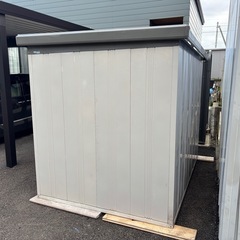 ［大型］イナバ物置 幅2740×奥行2020×Ｈ2380㎜の画像