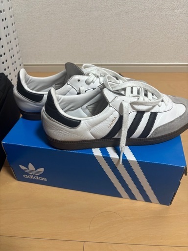adidas スニーカー ホワイト/グレー/ネイビー 27.5cm