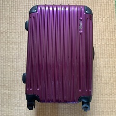 キャリーケース　１週間500円　延長100円/日