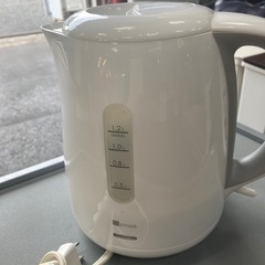 電気ケトルの画像