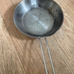 炊飯器・やかん・フライパン3点セットの画像