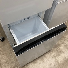 🧊2022年式🧊Hisense ハイセンス🧊135L冷蔵庫🧊一人暮らし🧊HR-D13E2W🧊7053の画像