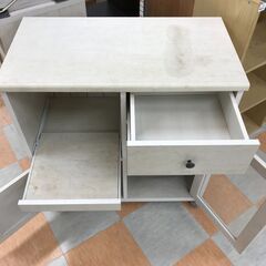 【ジャングルジャングル石川金沢店】レンジ台 ニトリ カントリー調 白 幅(W)75×奥行(D)40×高さ(H)80cm ※クリーニング済みの画像