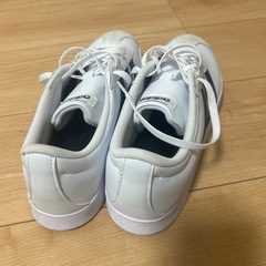 adidasくつ靴の画像