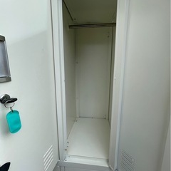 ◆早い方優先!! ☆使用1年☆鍵付き6人用ロッカー☆の画像