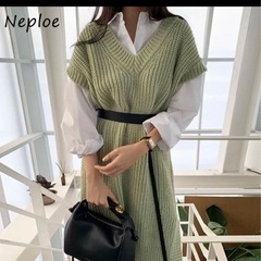 ニットワンピースの画像