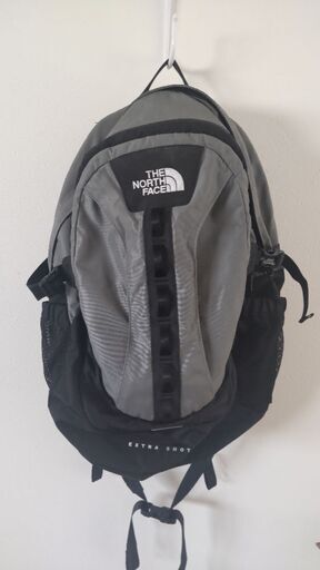 THE NORTH FACE リュック グレー　30L