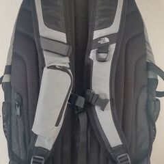 THE NORTH FACE リュック グレー　30Lの画像