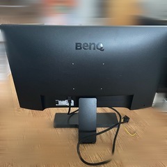 BENQ モニターの画像