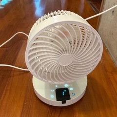 【受付停止中】卓上扇風機 2023年製の画像