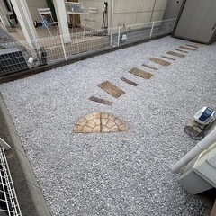 砂利敷き