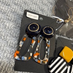 ピアスセットの画像
