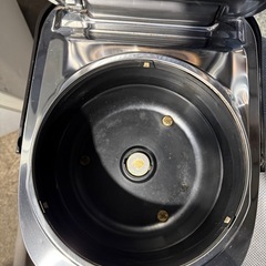 パナソニックIHジャー炊飯器SR-HB105105の画像