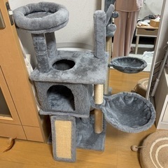 猫タワーの画像