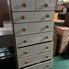 収納棚の画像