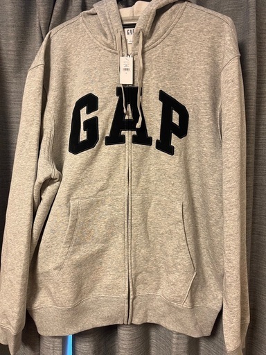 大人気?新品‼️GAPジップパーカー値下げ⭕️場所変更⭕️