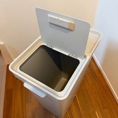 35Lゴミ箱(IKEA ホルバル)　の画像