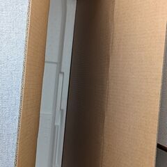 引き取り限定で、液晶テレビの箱です！中身はありません。引っ越しなどにの画像