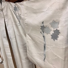 白い着物の画像