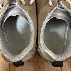 LYTOS アウトドアスニーカー ベージュスエード 26.5cmの画像