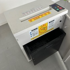 オフィスシュレッダーの画像