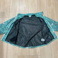子ども用パーカー130センチの画像