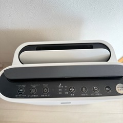 2016年製 シャープ加湿器　未使用フィルター付の画像