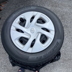 アクア外しタイヤandホイール4本の画像