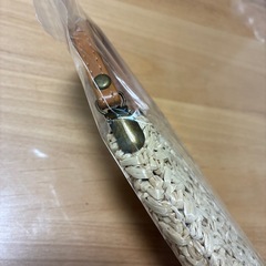 エコアンダリアで作られたポーチの画像