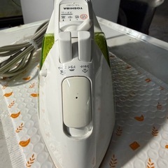 東芝スチームアイロンTA-C3030の画像