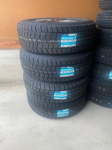【取引中】205/65R16 グッドイヤーアイスナビ7 ホイールセット