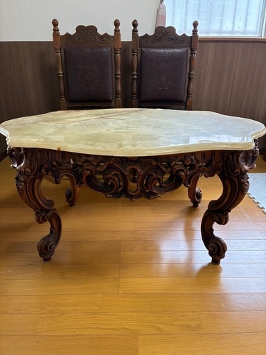 イタリアアンティーク ロココ調　大理石テーブル 椅子2脚