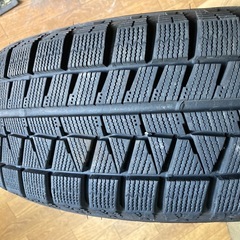 スタットレスタイヤの画像