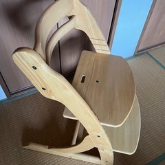 中古　キッズチェア　椅子の画像