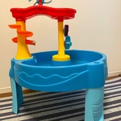 コストコ　ウォーターテーブル　ステップ2 子供向けの画像