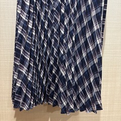 ロングプリーツスカートの画像