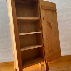 棚　　高さ81.5㎝　横幅34㎝の画像