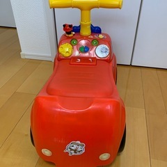 ②足けり乗用玩具　ディズニー　消防車の画像