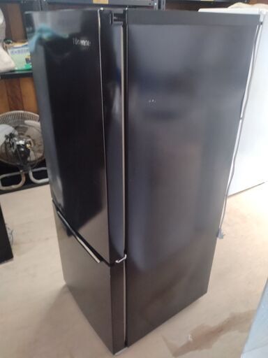 2019年製ﾊｲｾﾝｽ冷蔵庫130L