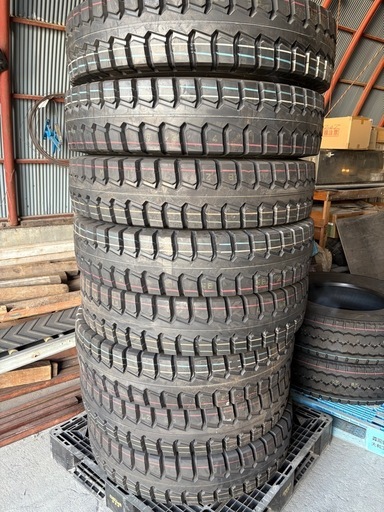 新品　ブリヂストン　タイヤ　夏タイヤ　10本セット　大型用