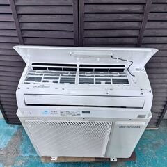K06551 中古エアコン アイリス 2020年製 主に18畳用 冷房能力 5.6KW / 暖房能力 6.7KWの画像
