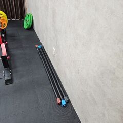 【大阪より】写真のトレーニング器具を格安でお譲りします。欲しい方メッセージお願いします。の画像