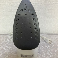 【お取引決定】✨美品✨【IRIS OHYAMA】アイロンの画像