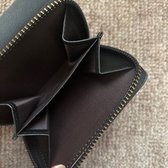 新品三つ折財布の画像