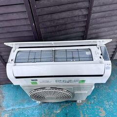 K06553 中古エアコン 日立 2024年製 主に10畳用 冷房能力 2.8KW / 暖房能力 3.6KWの画像