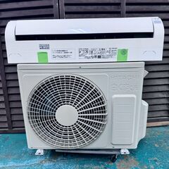 K06553 中古エアコン 日立 2024年製 主に10畳用 冷房能力 2.8KW / 暖房能力 3.6KWの画像