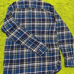 新品！EDWINのチェック柄のシャツ　青の画像